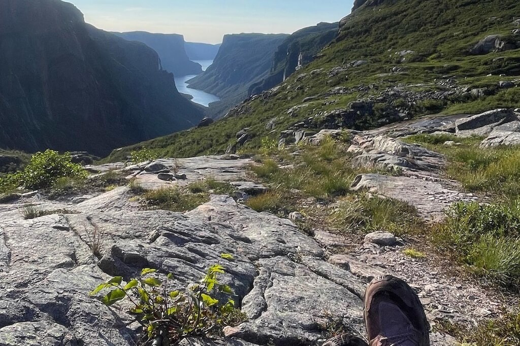 thru-hiking, gros morne, long range traverse