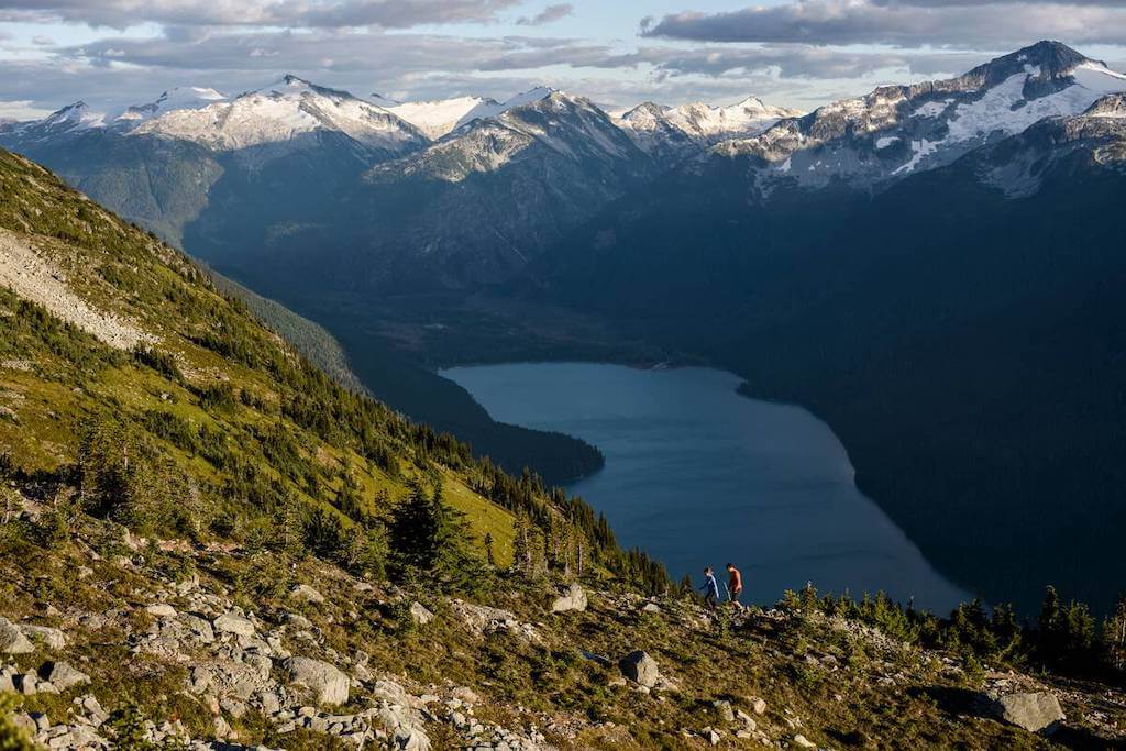 Hikers on Whistler's High Note trail, above Cheakamus Lake and Garibaldi Provincial Park (Destination BC/Andrew Strain)