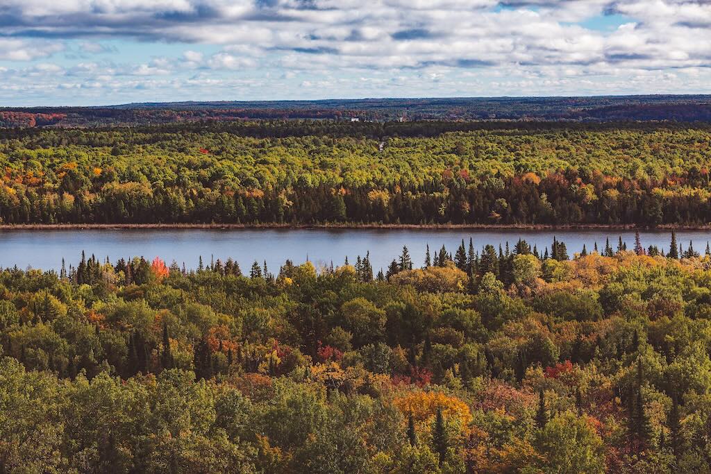 The Cup and Saucer Hiking Trail on Manitoulin Island (photo: Tony Webster)