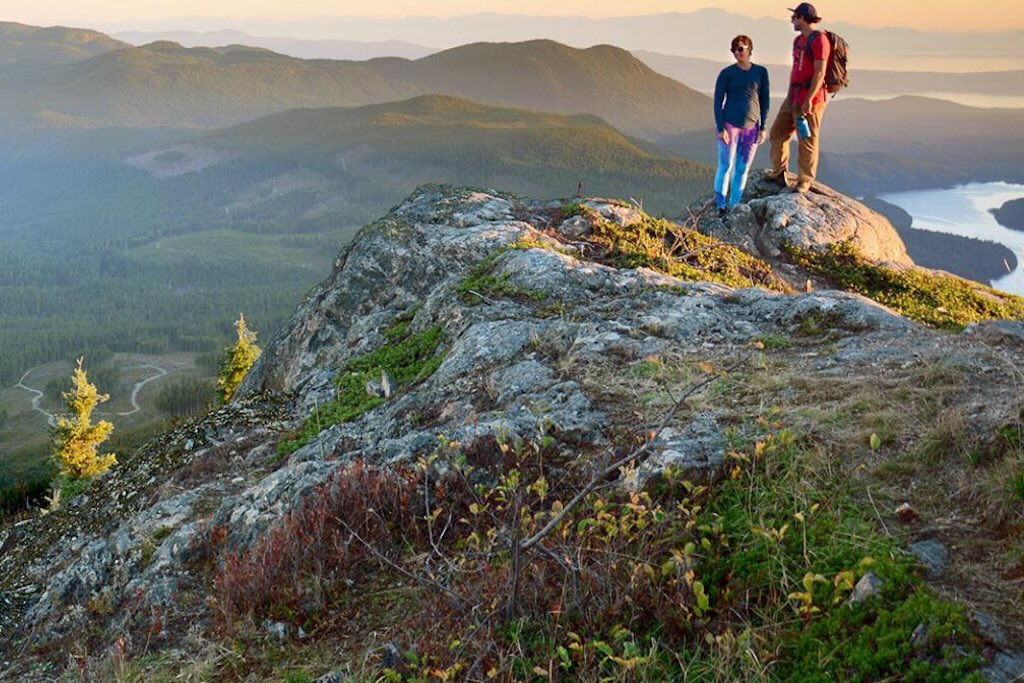 Hiking on the Sunshine Coast Trail 